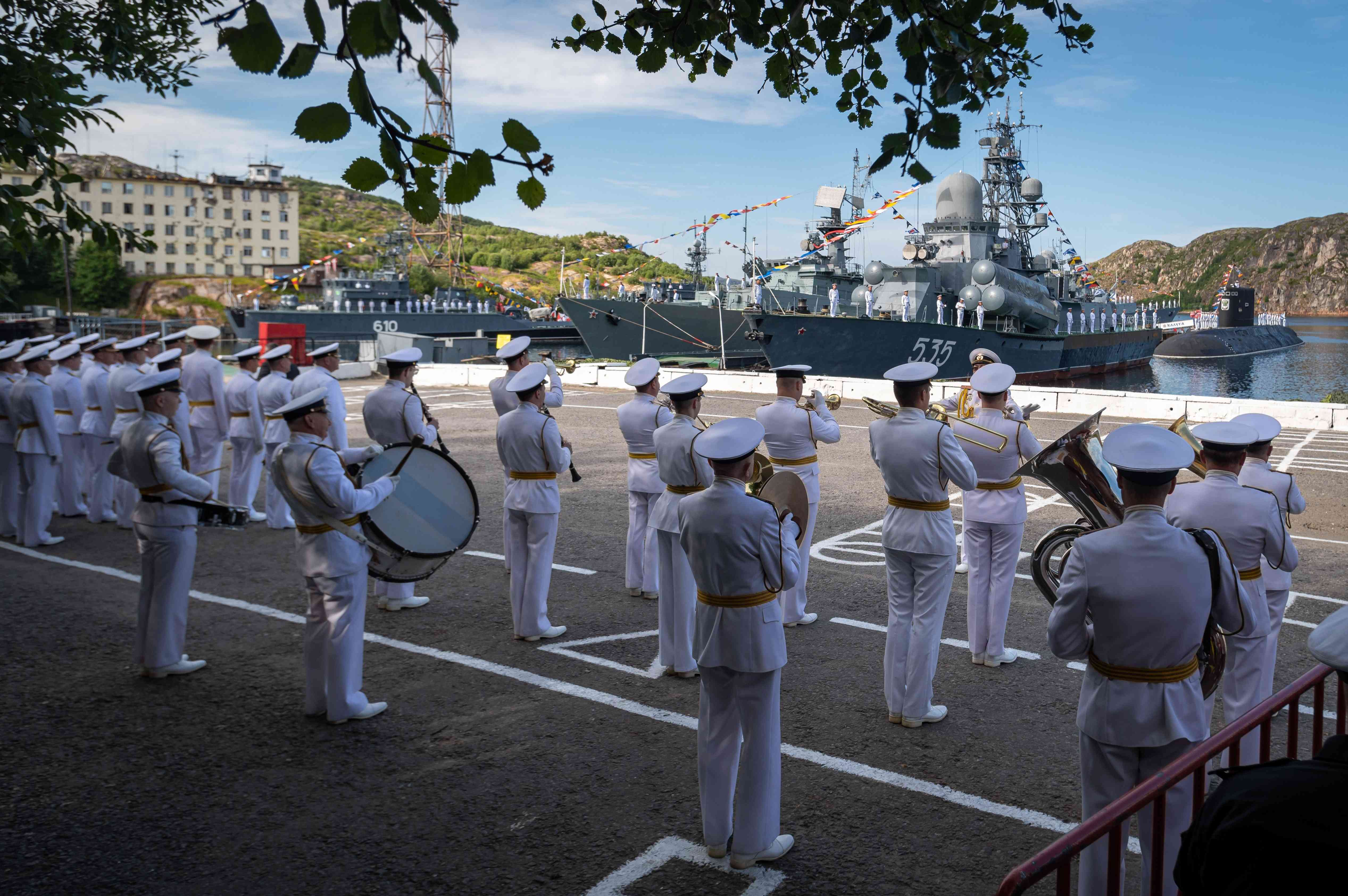 День ВМФ в Полярном.jpg